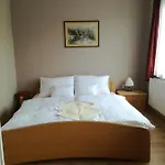Alpokalja Es Kemping Сентготтхард