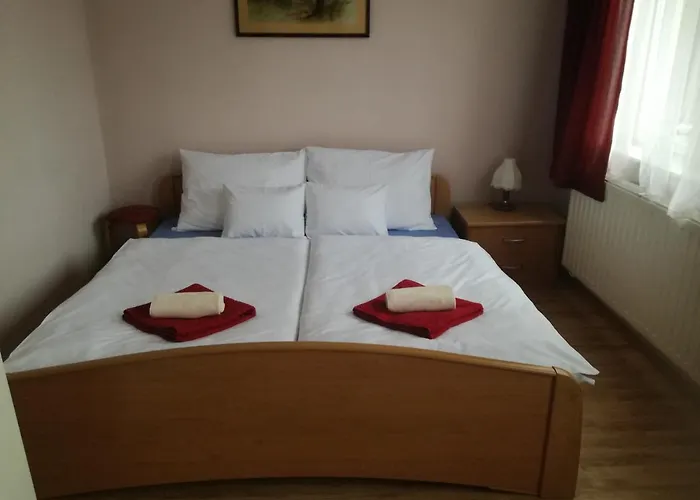 Motel Alpokalja Es Kemping